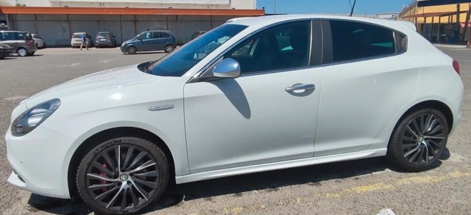 Alfa Romeo Giulietta 2.0 JTDm-2 150 CV Distinctive