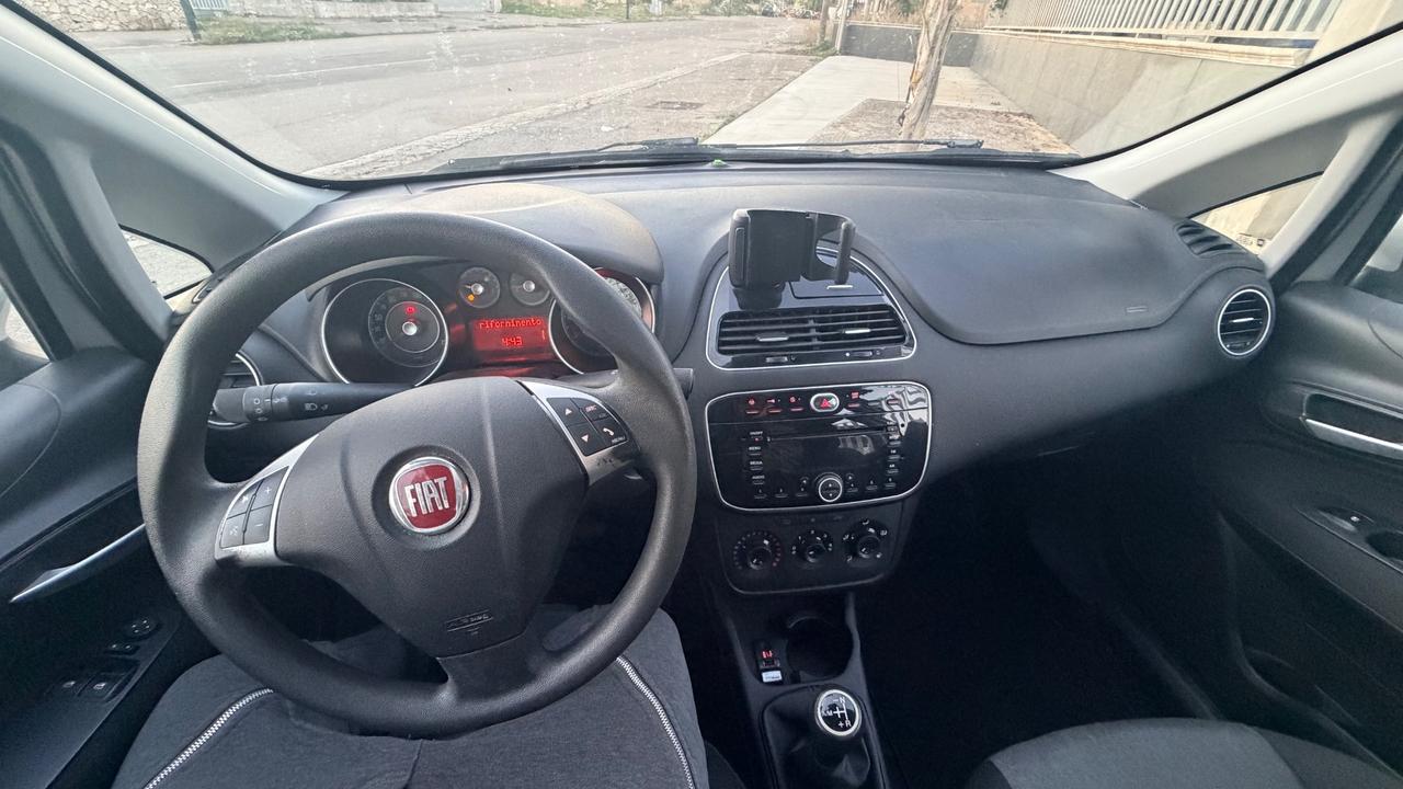 Fiat Punto 1.4 S&S 8V Dualogic 5 porte Street