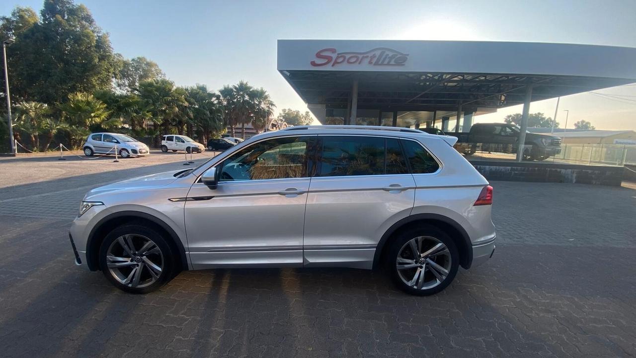 Volkswagen Tiguan 2.0 TDI 150 CV SCR DSG R-Line