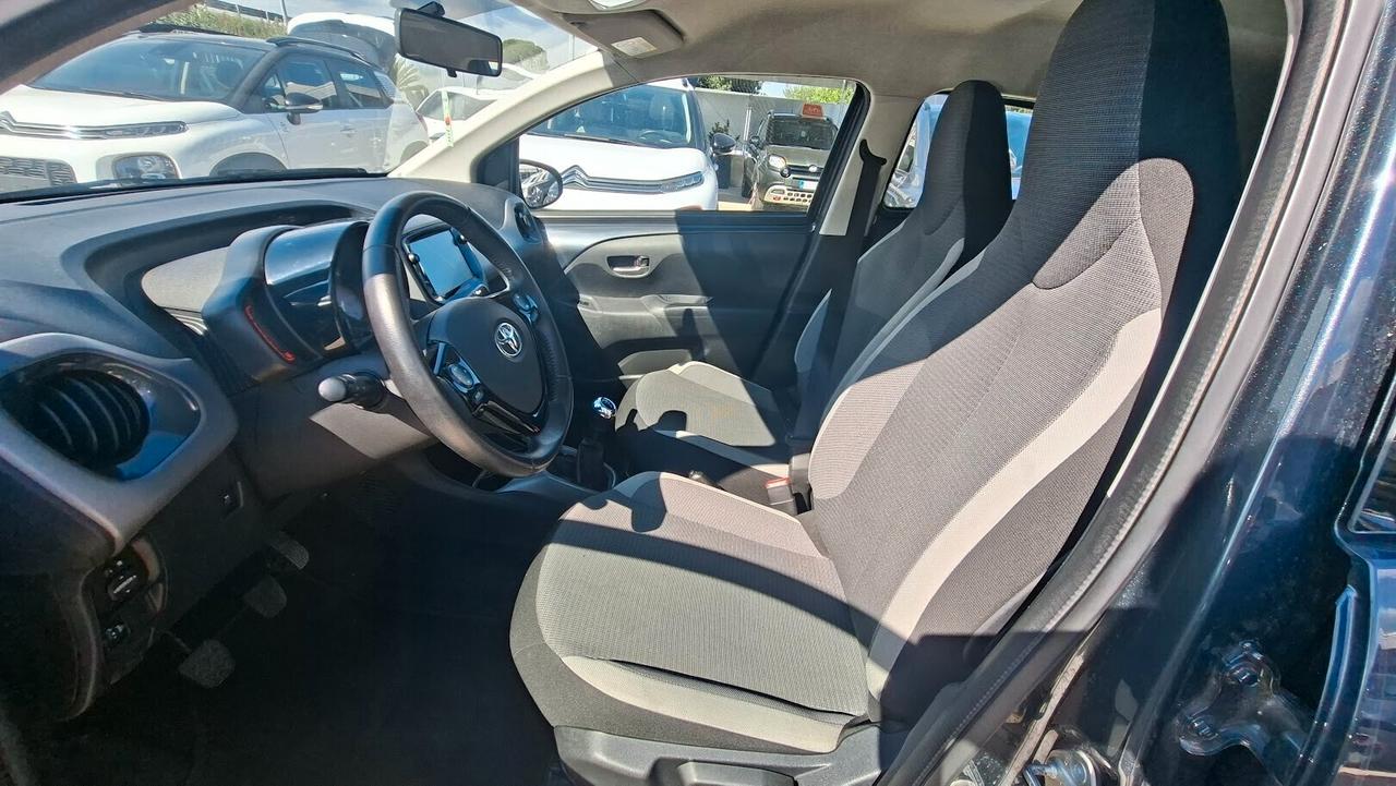 Toyota Aygo Connect 1.0 VVT-i 72 CV 5 porte 2021