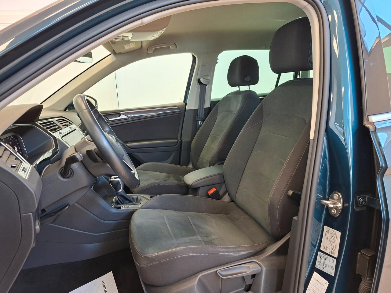 Volkswagen Tiguan 2.0 TDI 150 CV SCR DSG Elegance