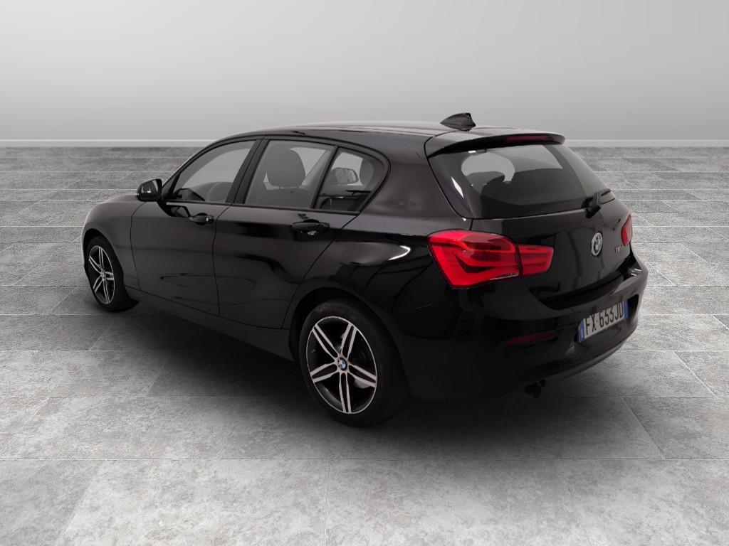 BMW Serie 1 F/20-21 2015 - 118d Sport auto 5p my18