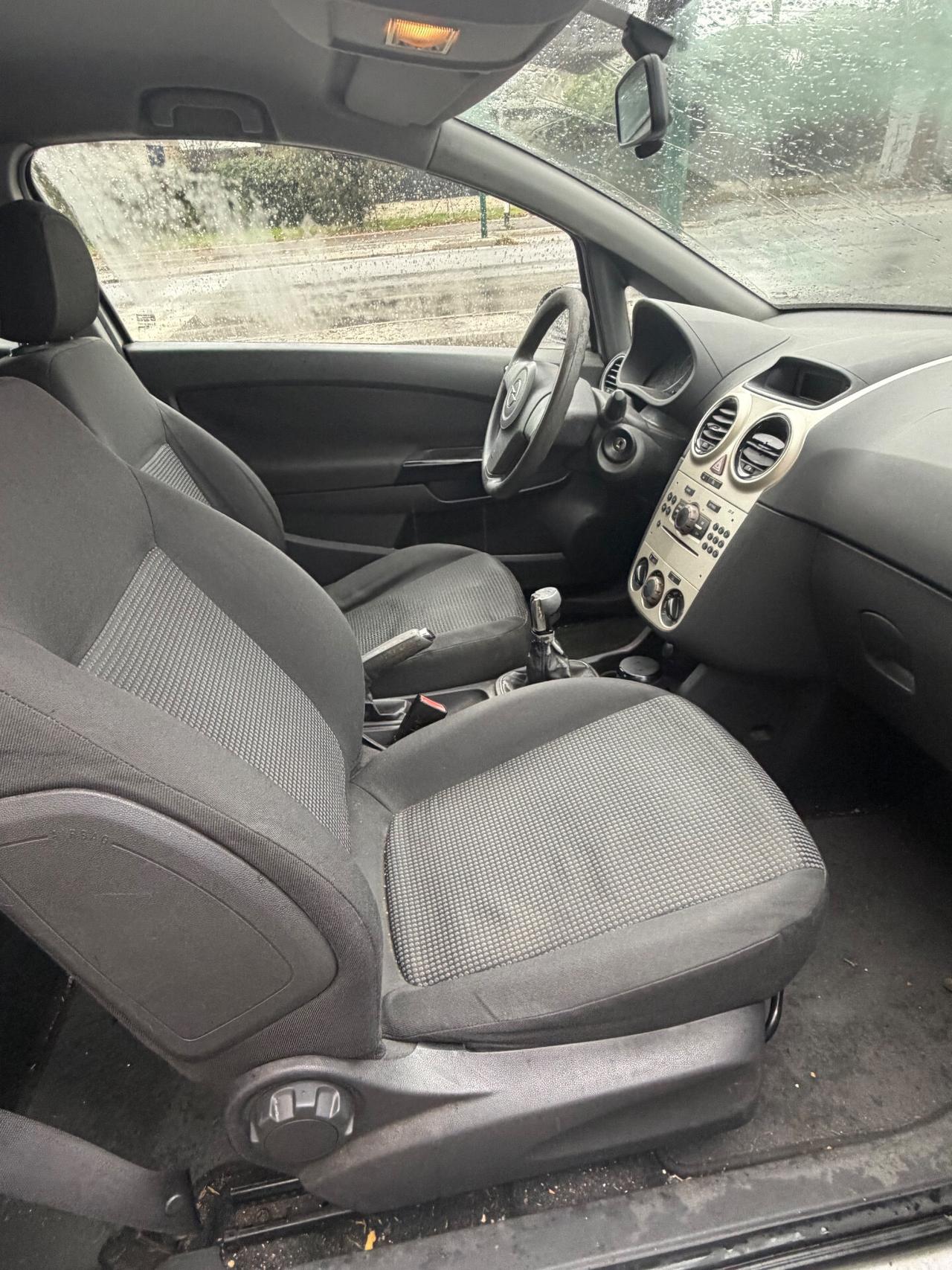 Opel Corsa 1.2 12V 3 porte Enjoy