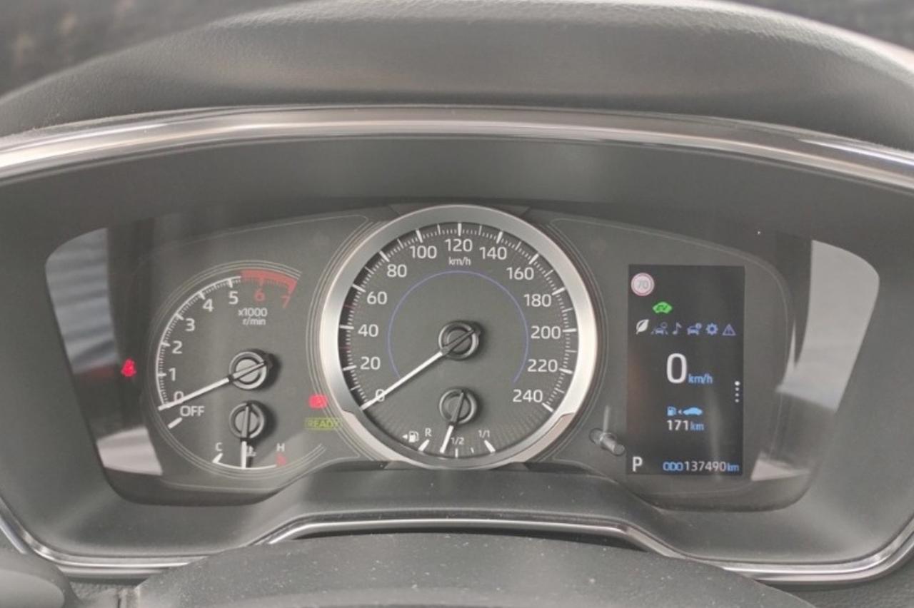 Toyota Corolla Touring Sports 1.8 Hybrid Business