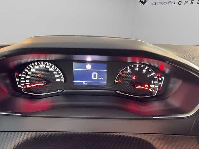 Peugeot 2008 PureTech 100 S&S Style