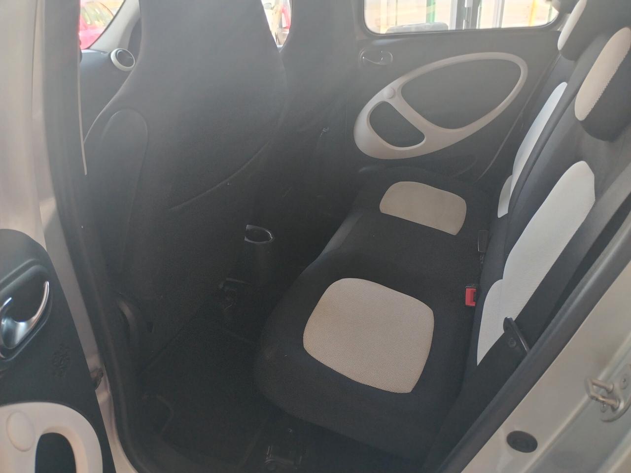 Smart ForFour 70 1.0 Passion