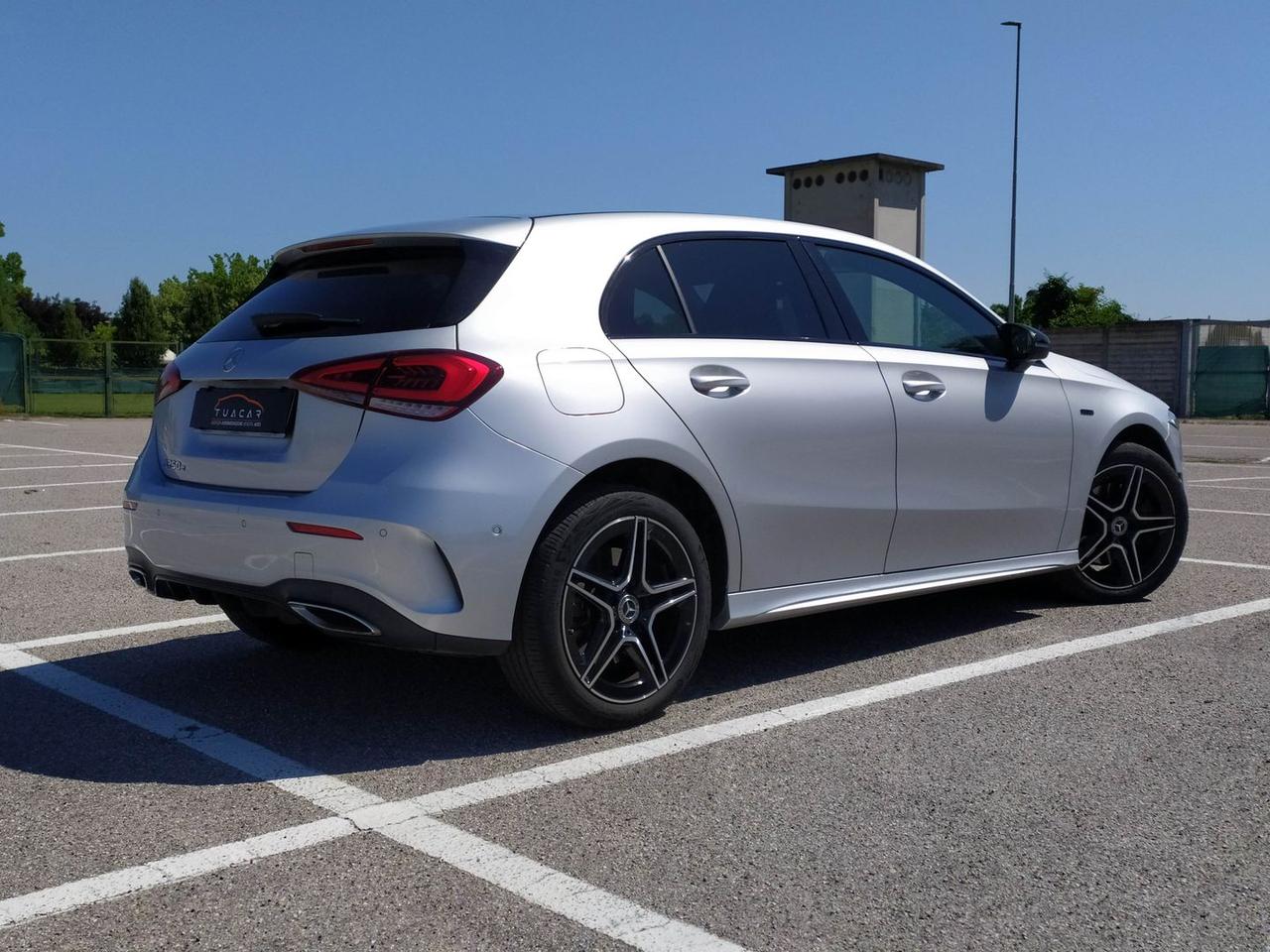 Mercedes-Benz EQA Premium A 250 E PHEV