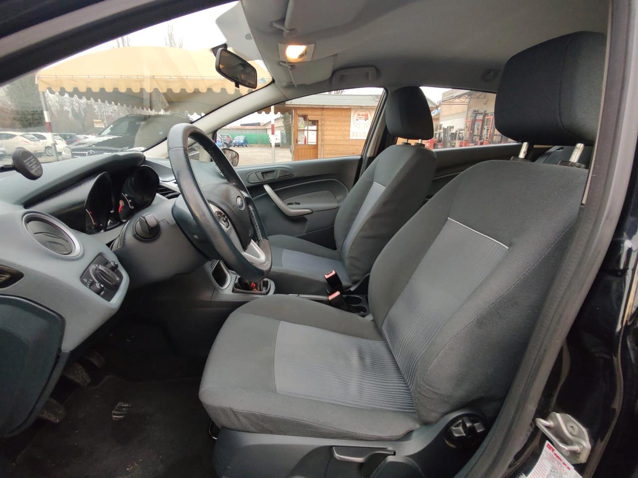 Ford Fiesta 1.4 96CV aut. 5 porte Titanium, BENZINA\GPL, OK NEOPATENTATI.