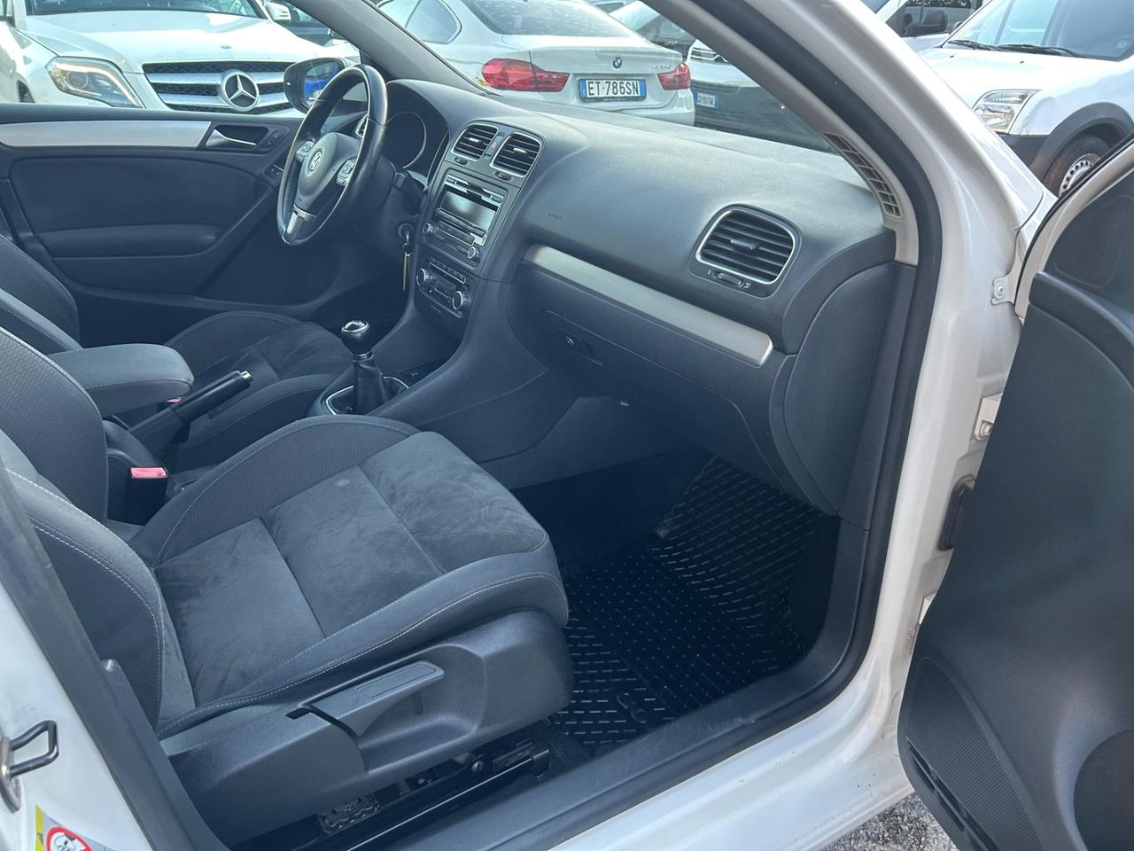Volkswagen Golf 1.6 TDI DPF 5p. Highline