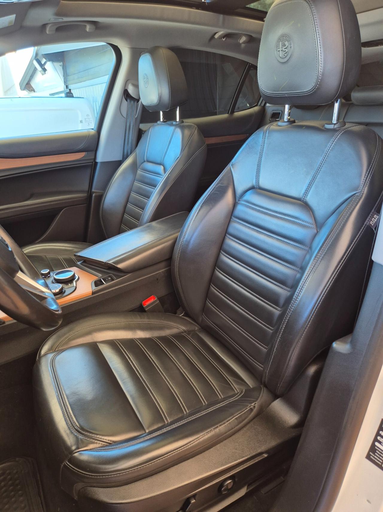 Alfa Romeo Stelvio 2.2 Turbodiesel 210 CV AT8 Q4 Super