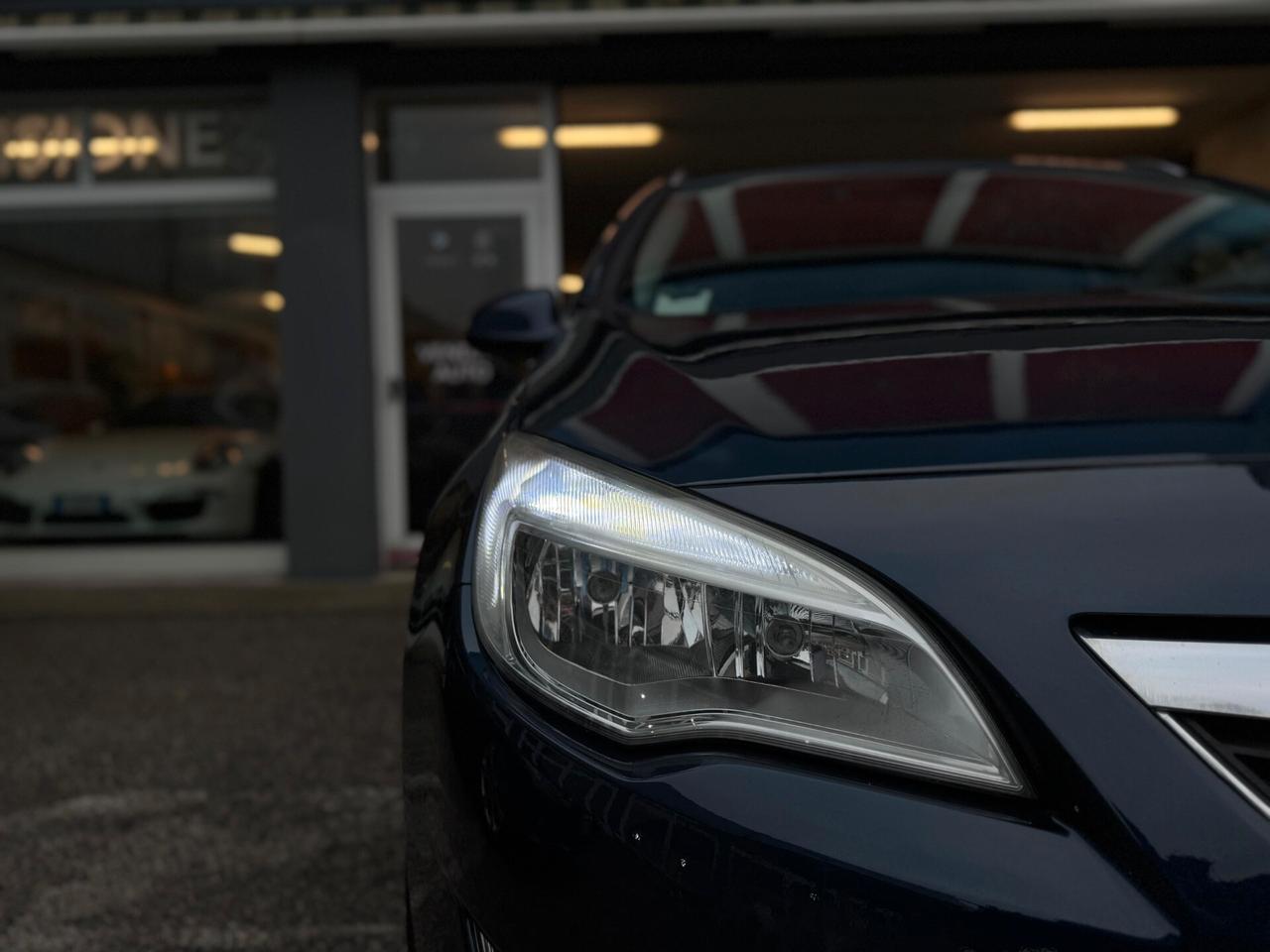 Opel Astra 1.7 CDTI 110CV Sports Tourer Cosmo