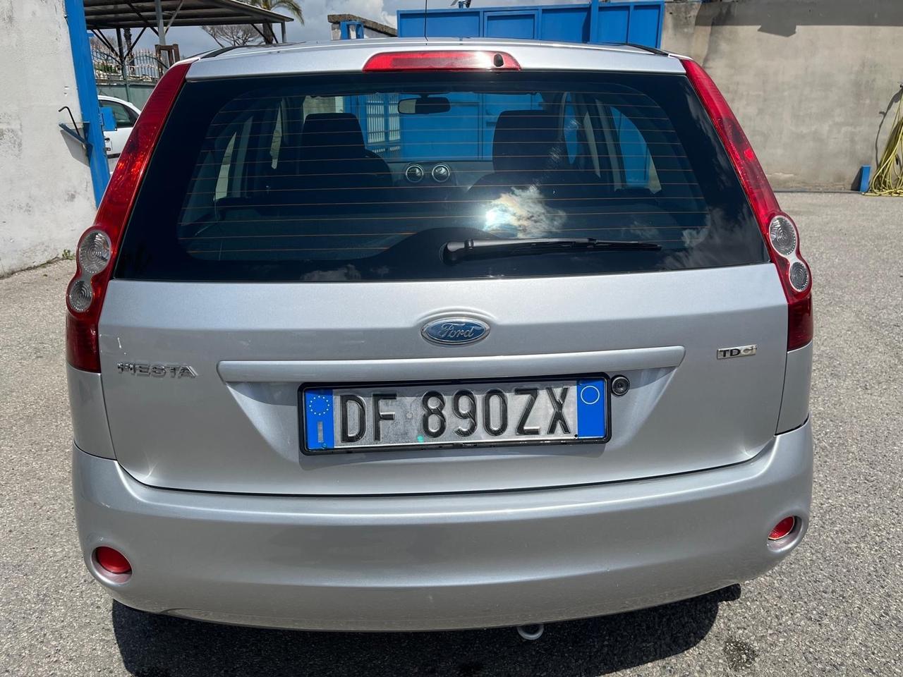 Ford fiesta 5 P-1.4 tdci- km 90000-2007