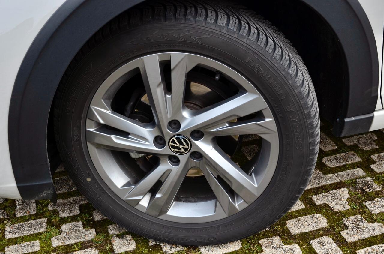 VOLKSWAGEN TAIGO 1.5 TSI R-LINE 150cv DSG, UNICOPROPRIETARIO, UFF ITALIANA, EURO 6D, TETTO, FARI FULL LED, APPLE ANDROID, PERMUTE