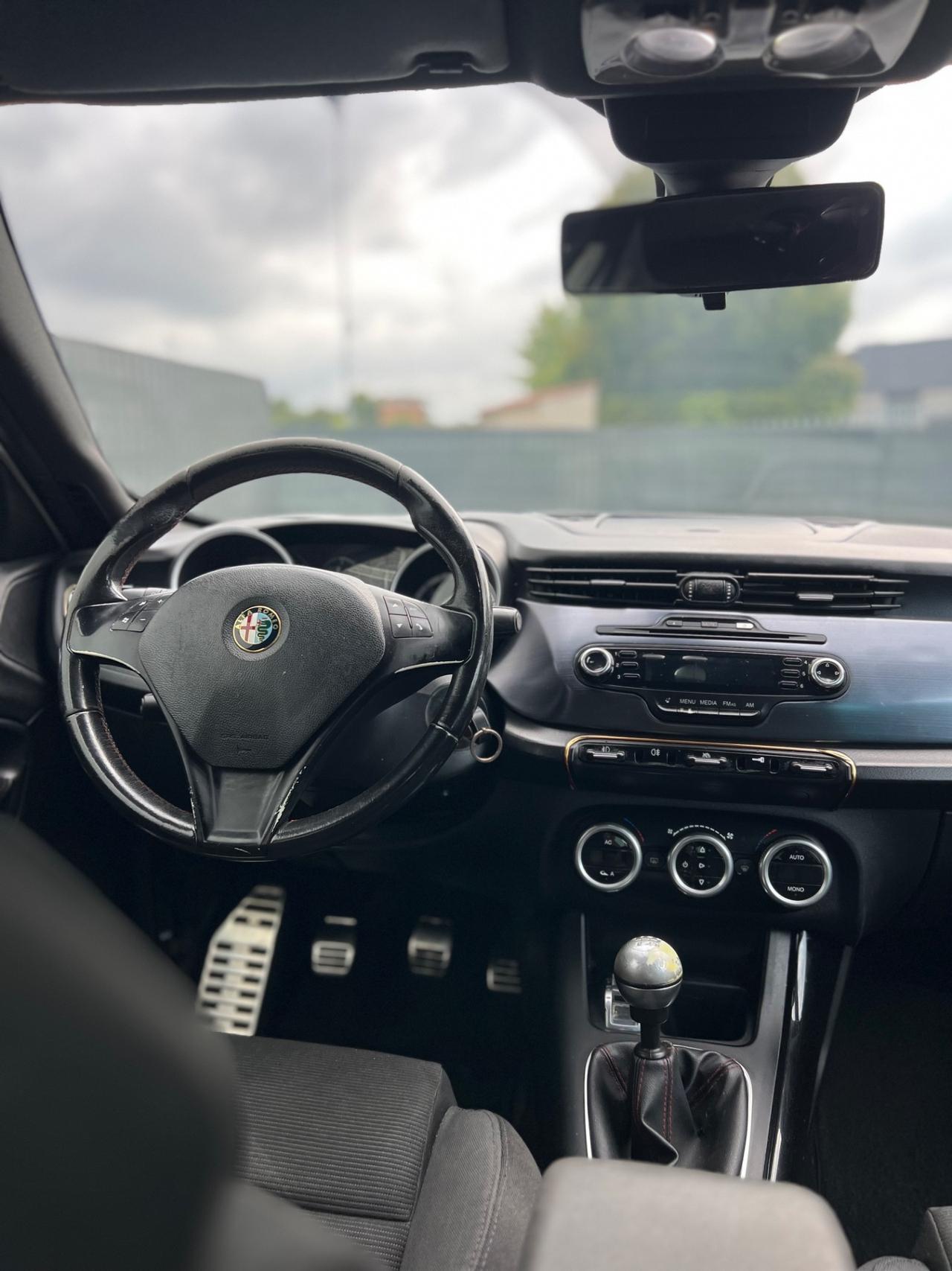 Alfa Romeo Giulietta 2.0 JTDm-2 150 CV ED SPORTIVA