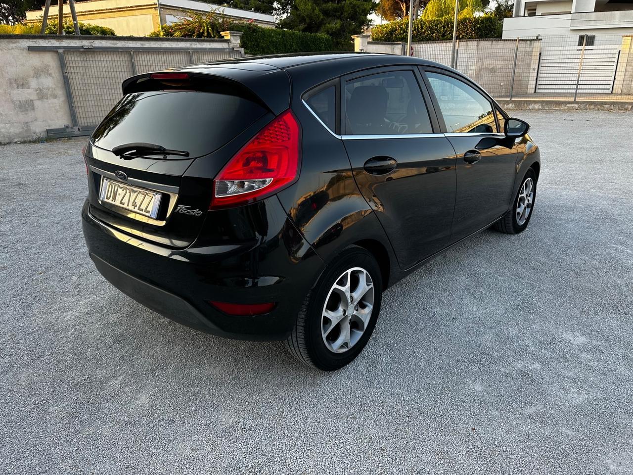 Ford Fiesta 1.2 82 CV 5 porte Titanium