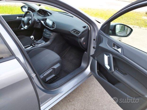 Peugeot 308 SW - 1.6 HDI - Neopatentati