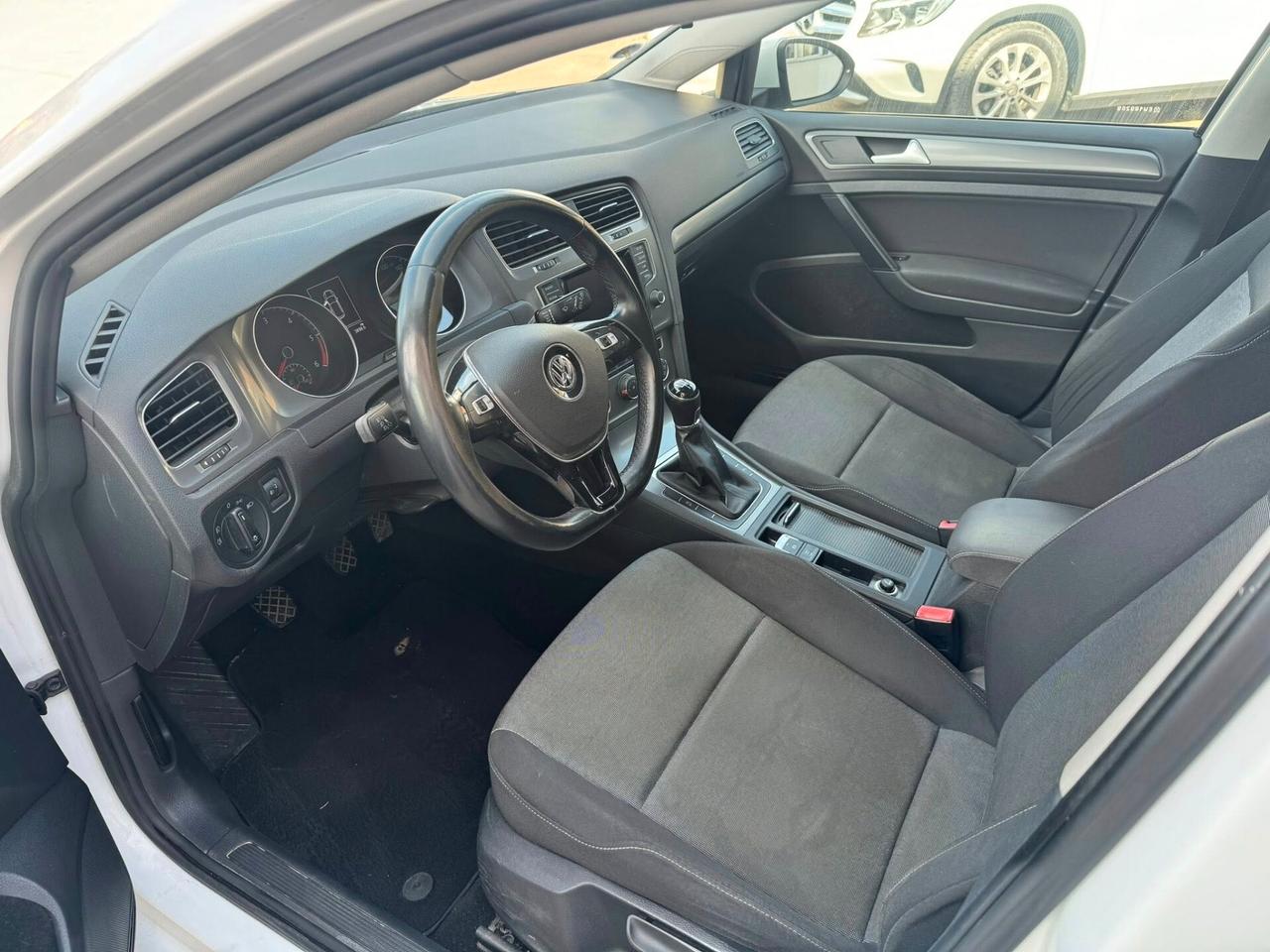 Volkswagen Golf 1.6 TDI 5p. Trendline BlueMotion Technology