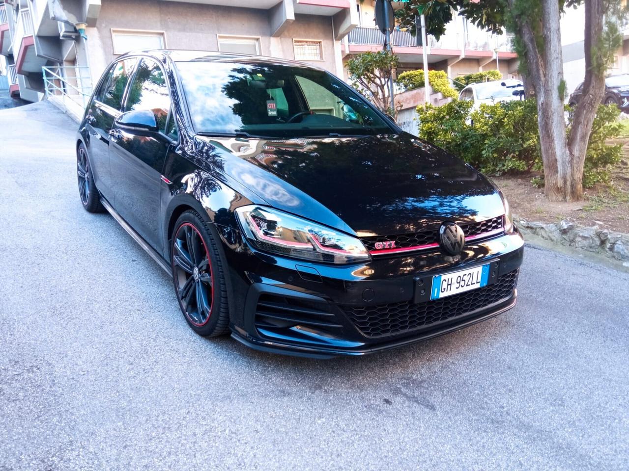 Volkswagen Golf GTI Performance 2.0 245 CV TSI 5p. BMT