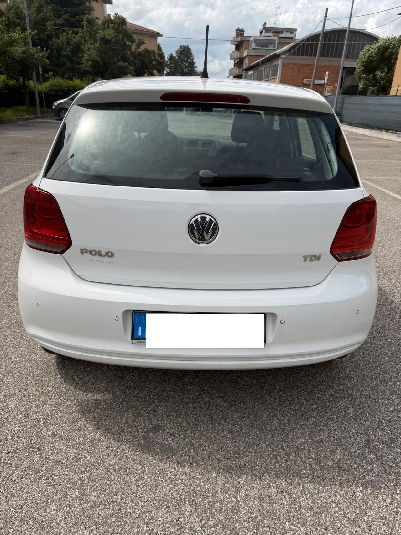 Volkswagen Polo 1.2 tdi - NEOPATENTATI - 12 MESI DI GARANZIA -