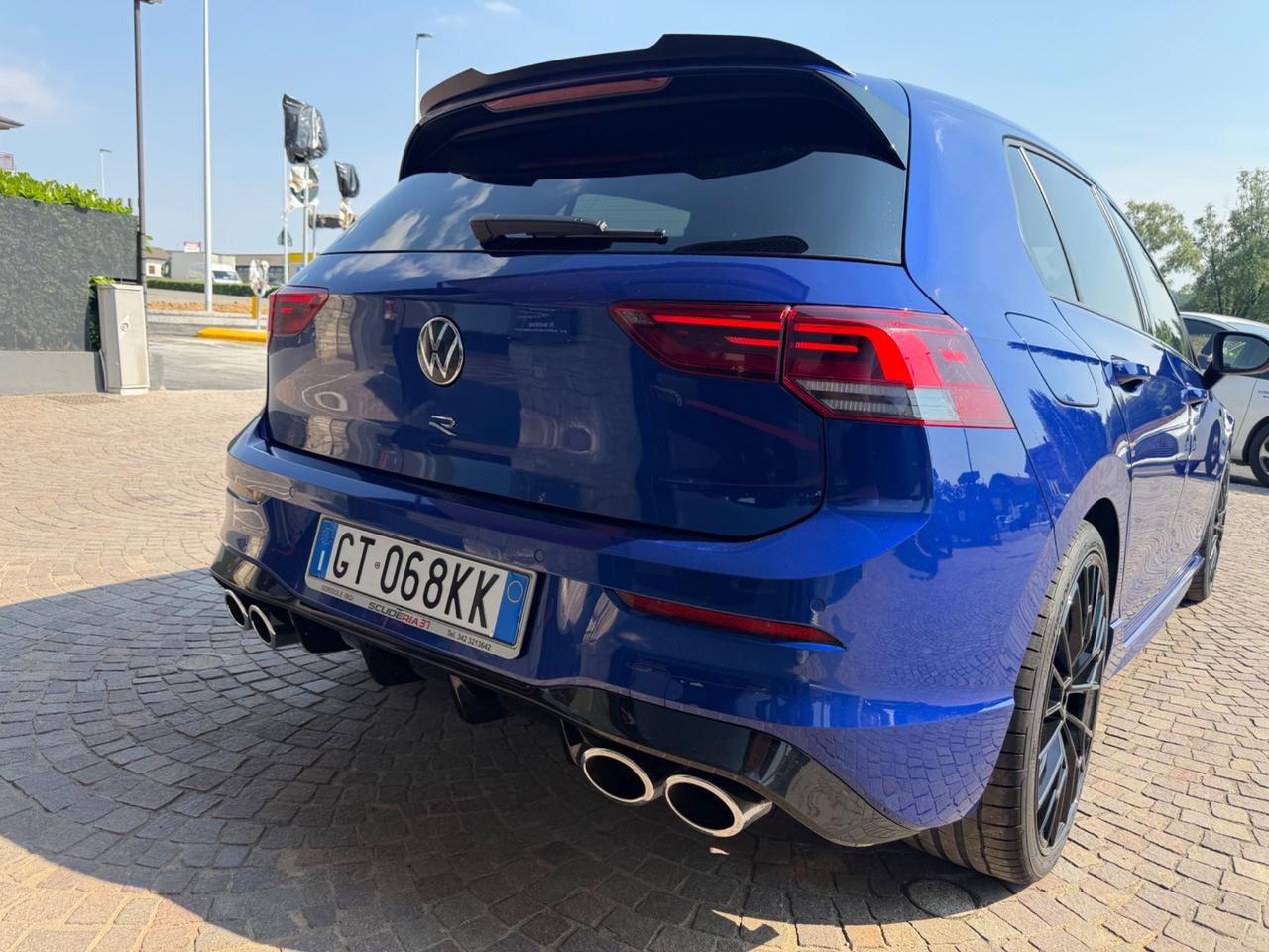 Volkswagen Golf 2.0 TSI DSG 4Motion R