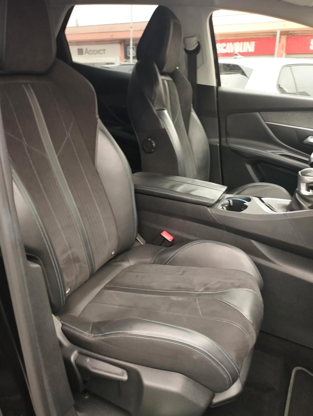 Peugeot 3008 BlueHDi 130 S&S Crossway