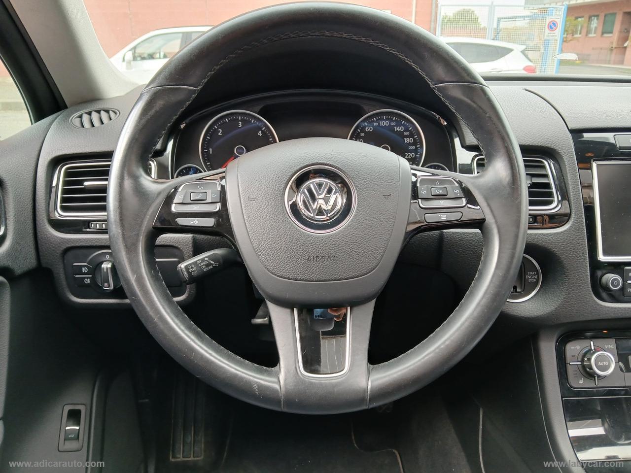 VOLKSWAGEN Touareg 3.0 TDI 245 CV tiptronic