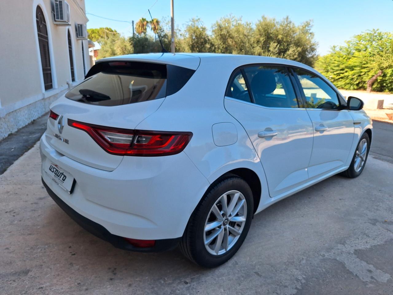 Renault Mégane 1.5 dCi BERLINA NAVI 2017