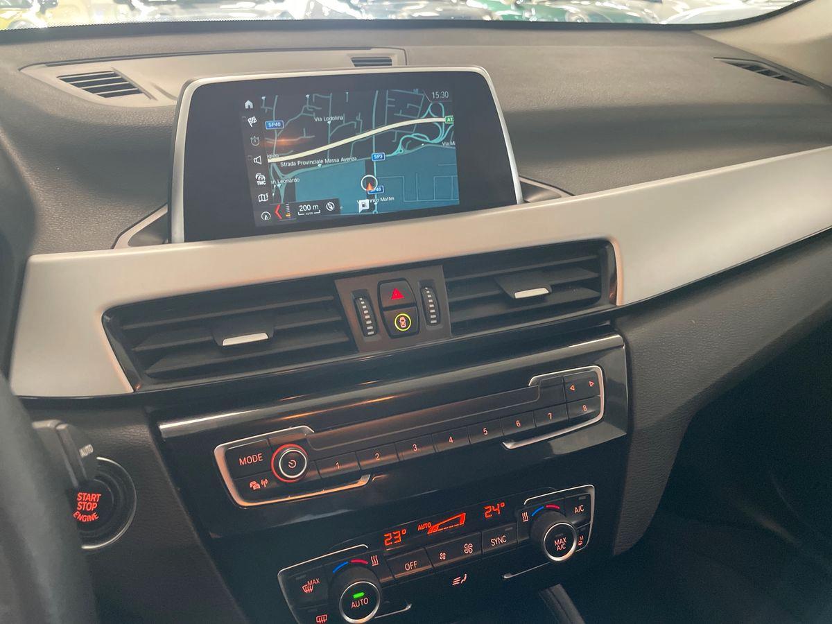 BMW X1 xdrive18d my18