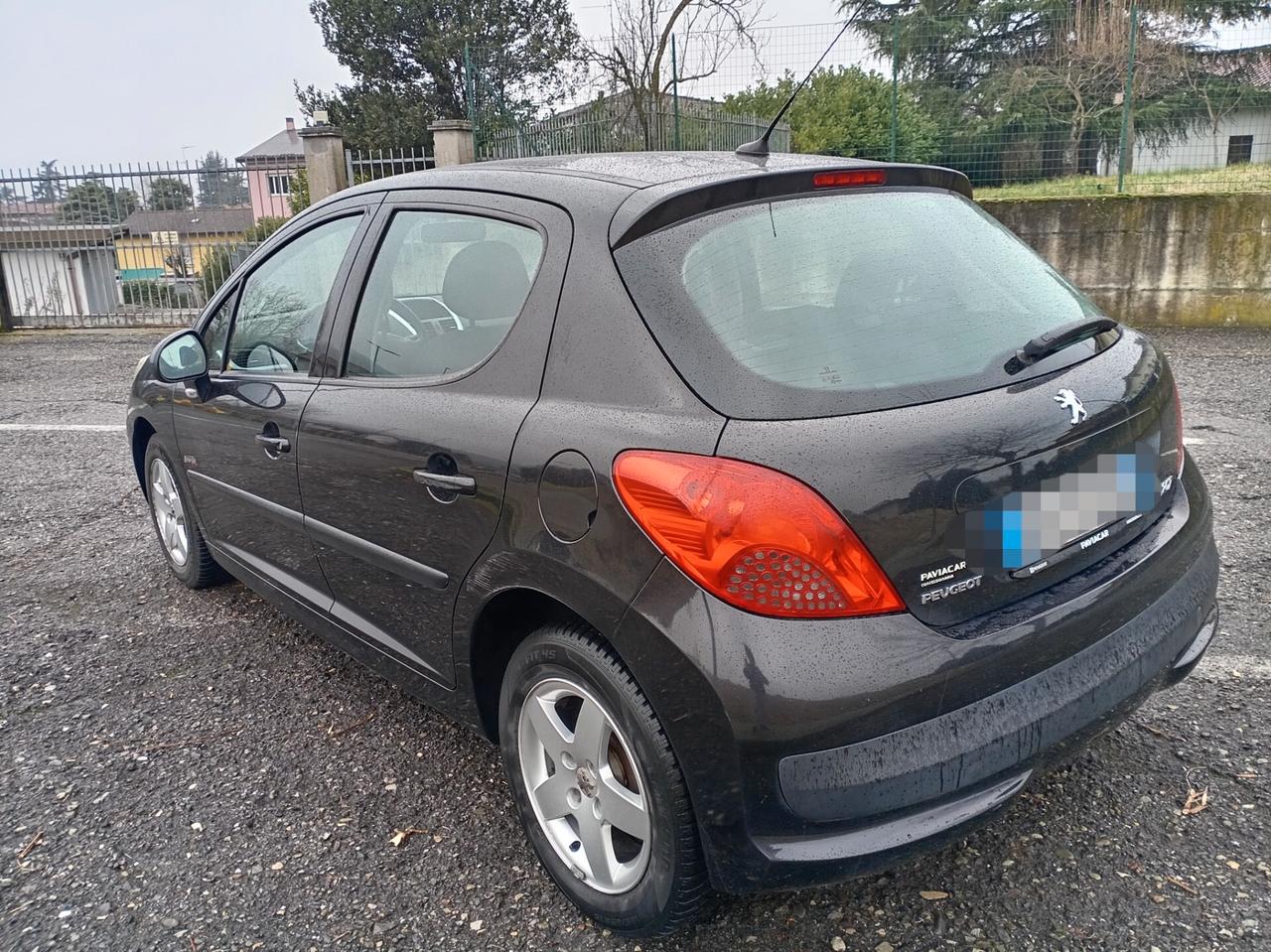 Peugeot 207 1.4 8V 75CV 5p. Energie