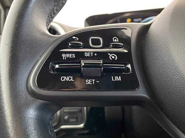 Mercedes-Benz A 180 A 180 d Automatic Sport