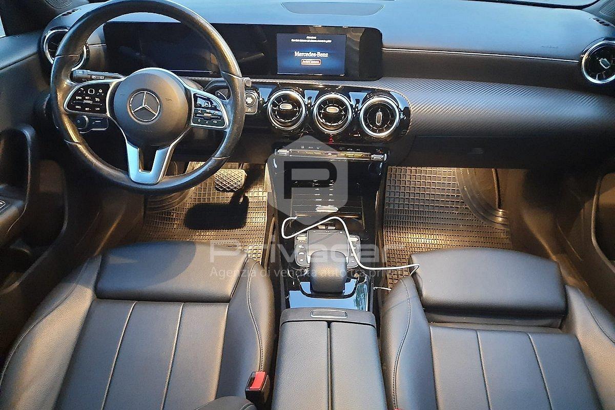 MERCEDES A 180 d Automatic Business Extra