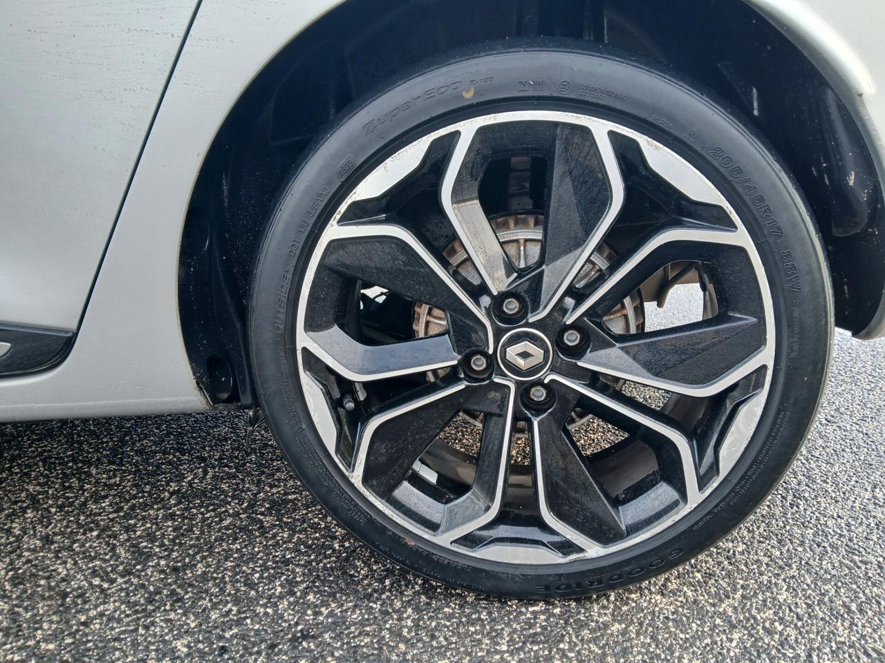 Renault Clio dCi 90 CV 5 porte Duel PARI AL NUOVO