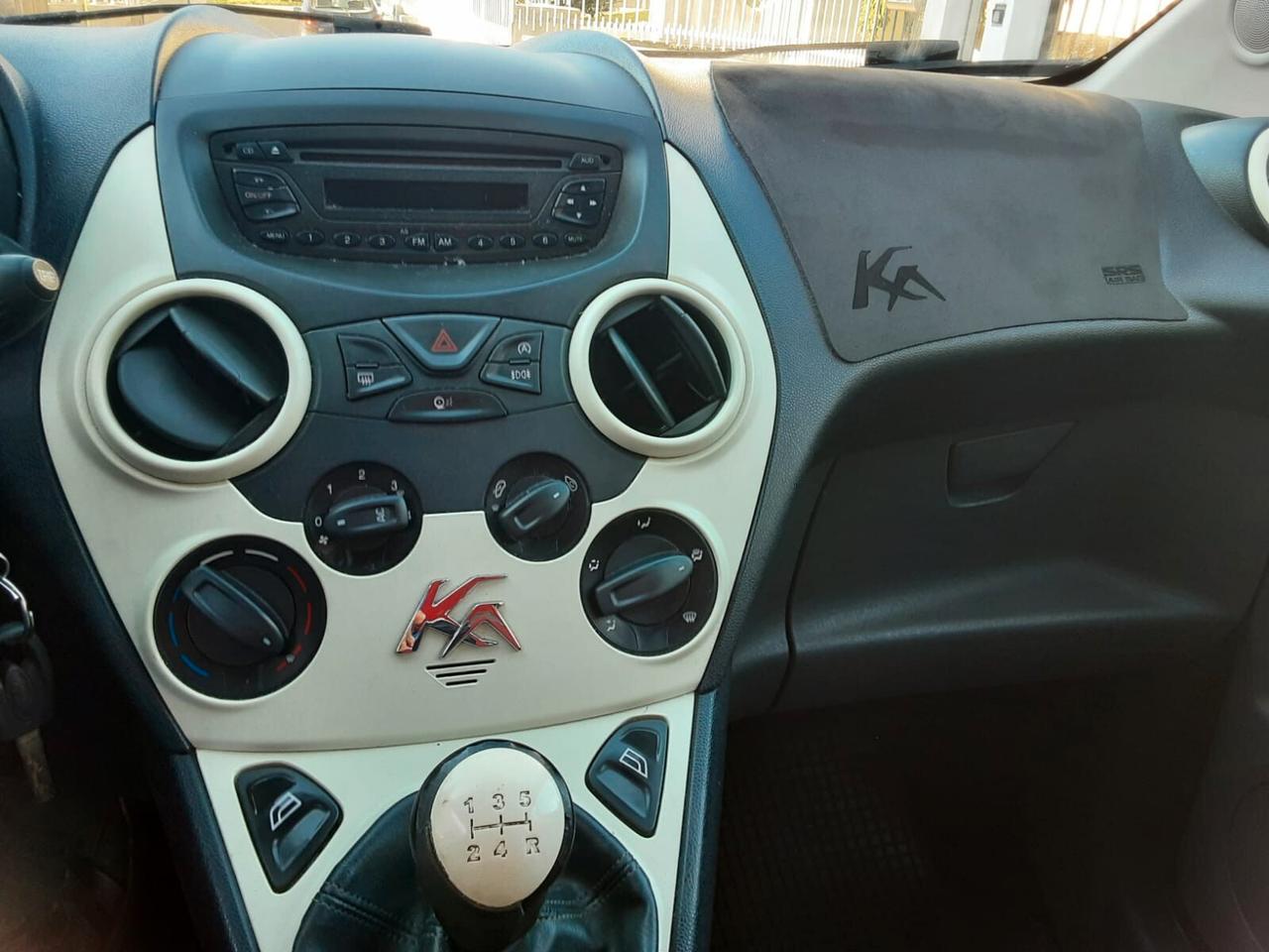 Ford Ka Ka+ 1.2 8V 69CV Titanium Business