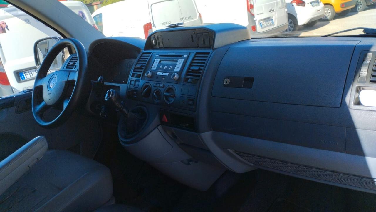 Volkswagen Transporter 2.0 TDI 140CV PL Kombi