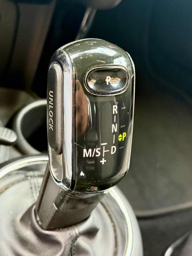 MINI Mini 1.5 Cooper D Hype Cabrio