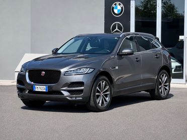 Jaguar F-Pace 2.0 D 180 CV AWD TETTO . CATENA NUOVA