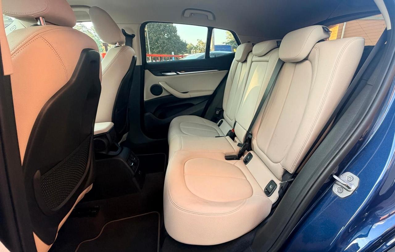 Bmw X2 sDrive18d Sport-X