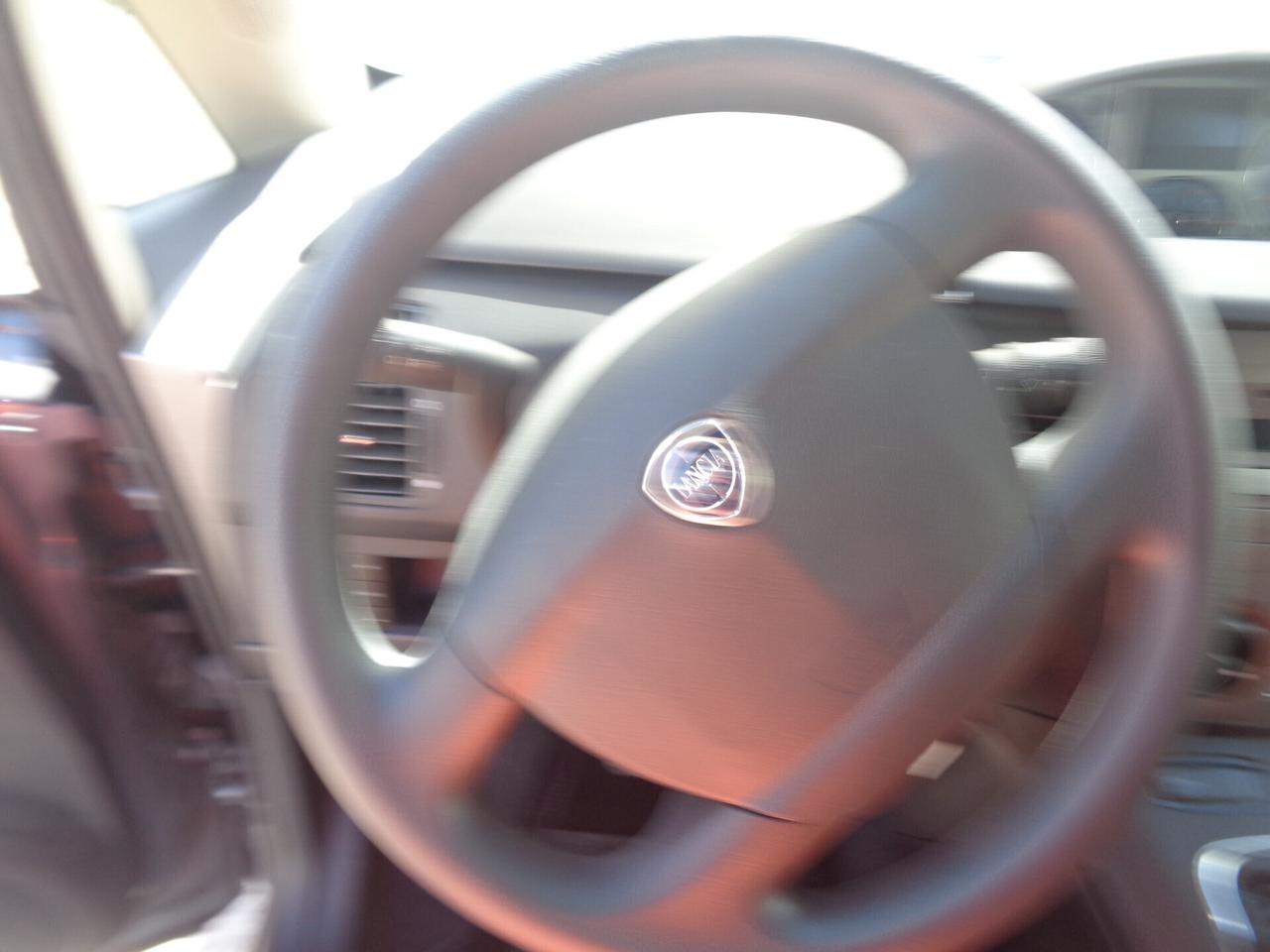 Lancia MUSA 1.3 Multijet 16V 90 CV Oro Plus