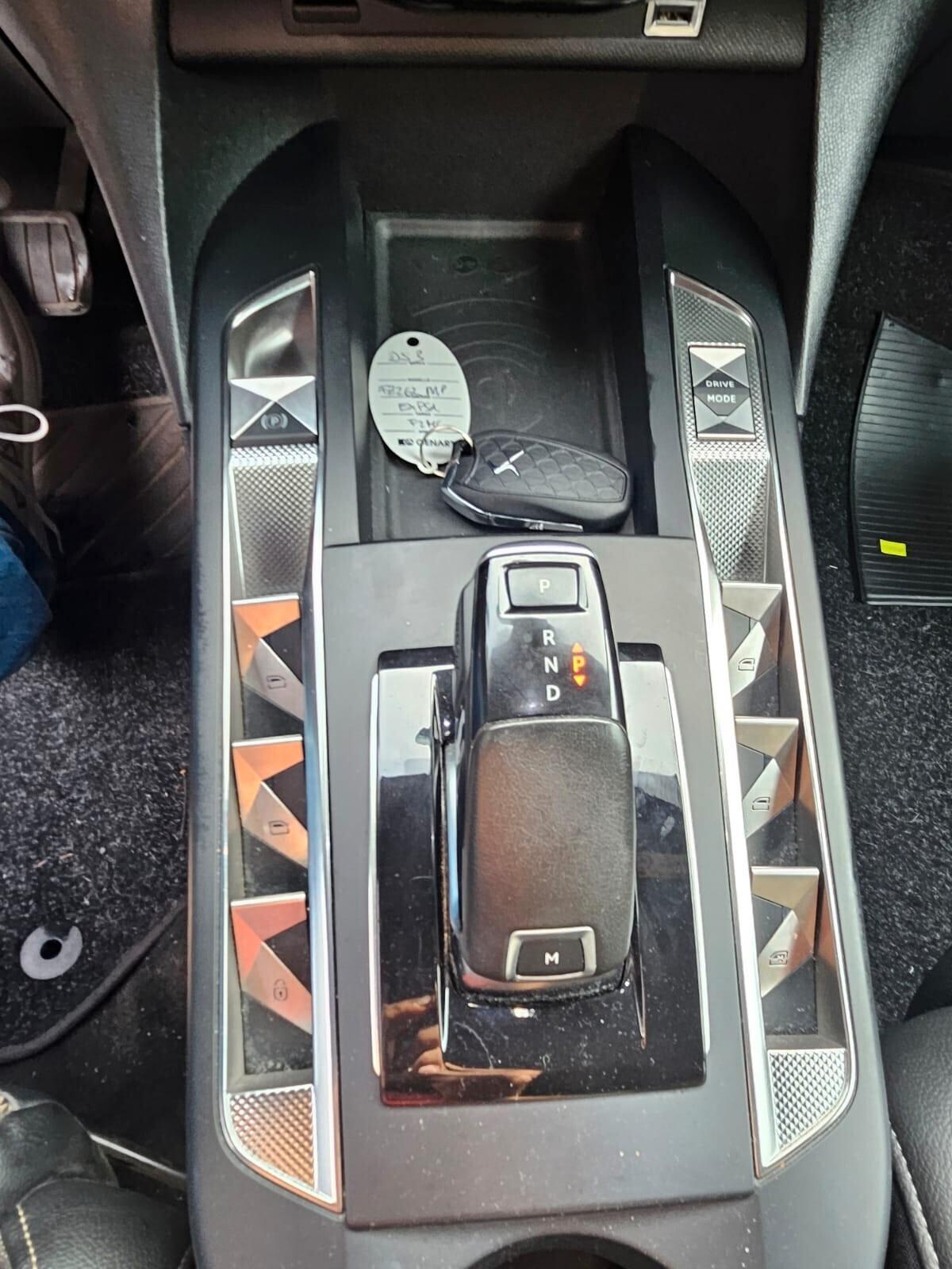 Ds DS3 3 Crossback BlueHDi 130 aut. So Chic