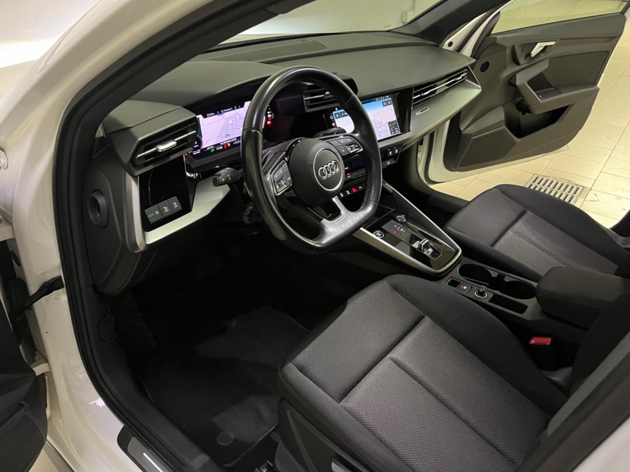 Audi A3 SPB 30 TFSI S tronic line edition
