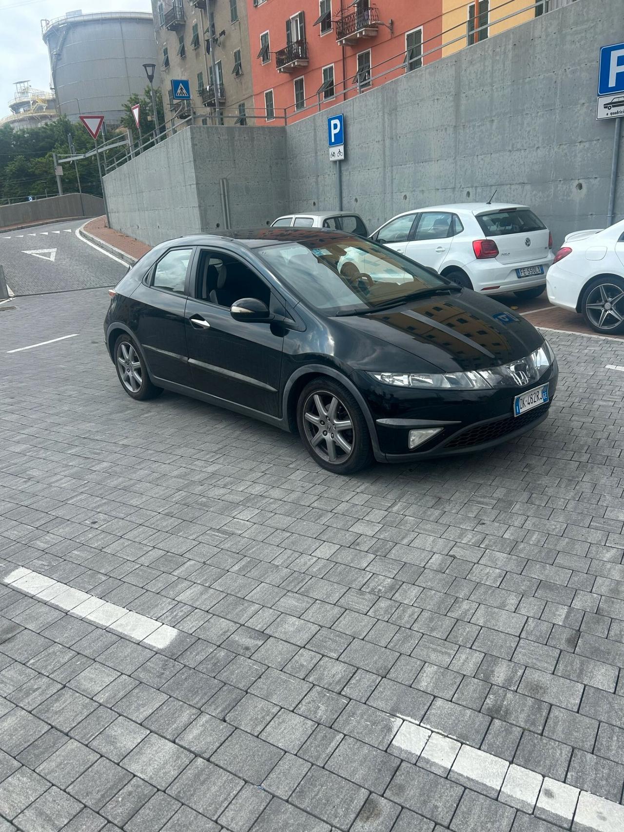 Honda Civic 2.2 i-CTDi 5p. Executive i-P DPF