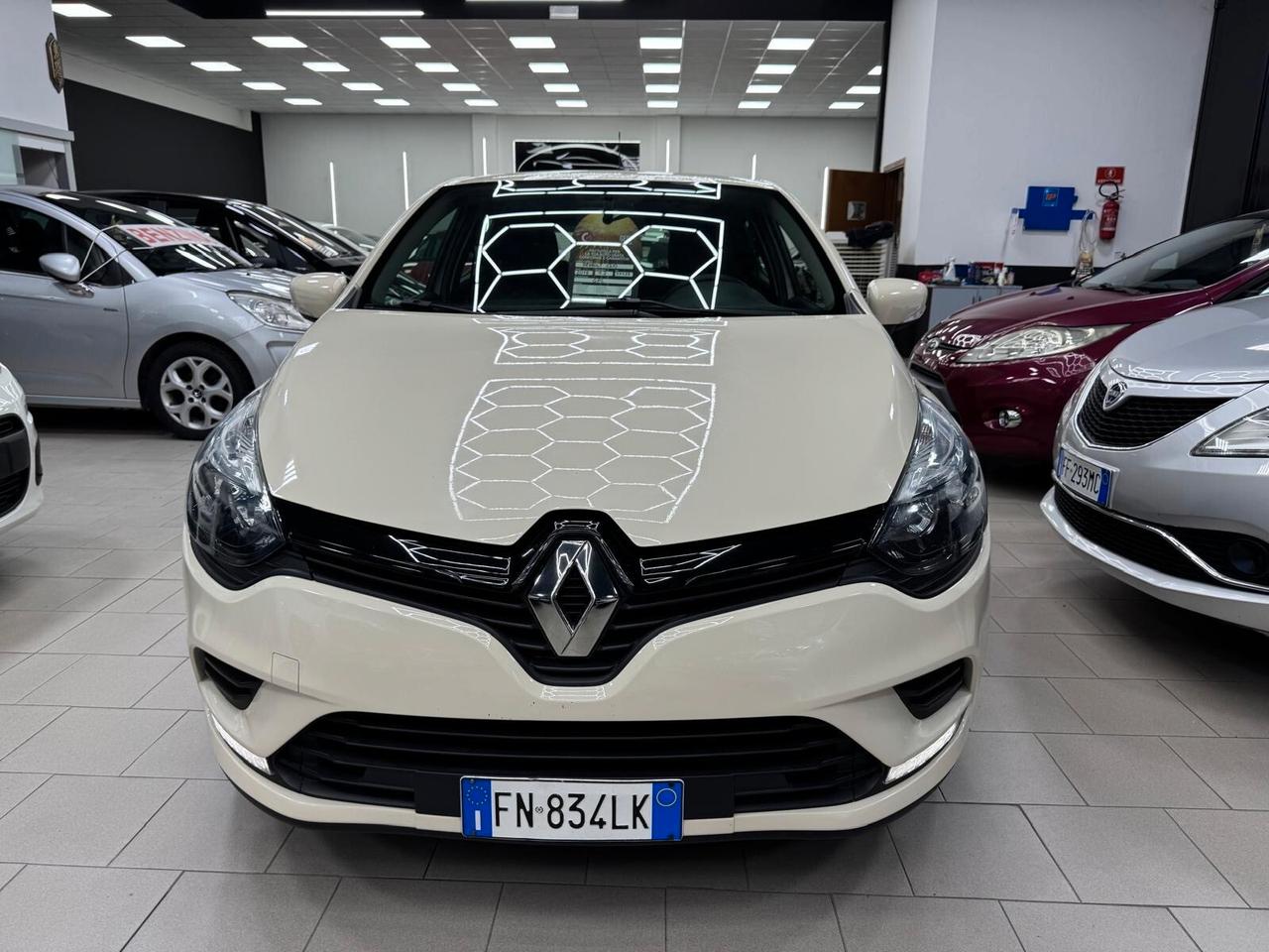 Renault Clio 1.2 75 CV 5 porte Business (5/2018)