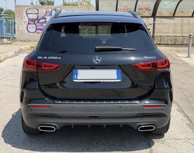 MERCEDES-BENZ GLA 200 d Automatic 4Matic Premium AMG Line