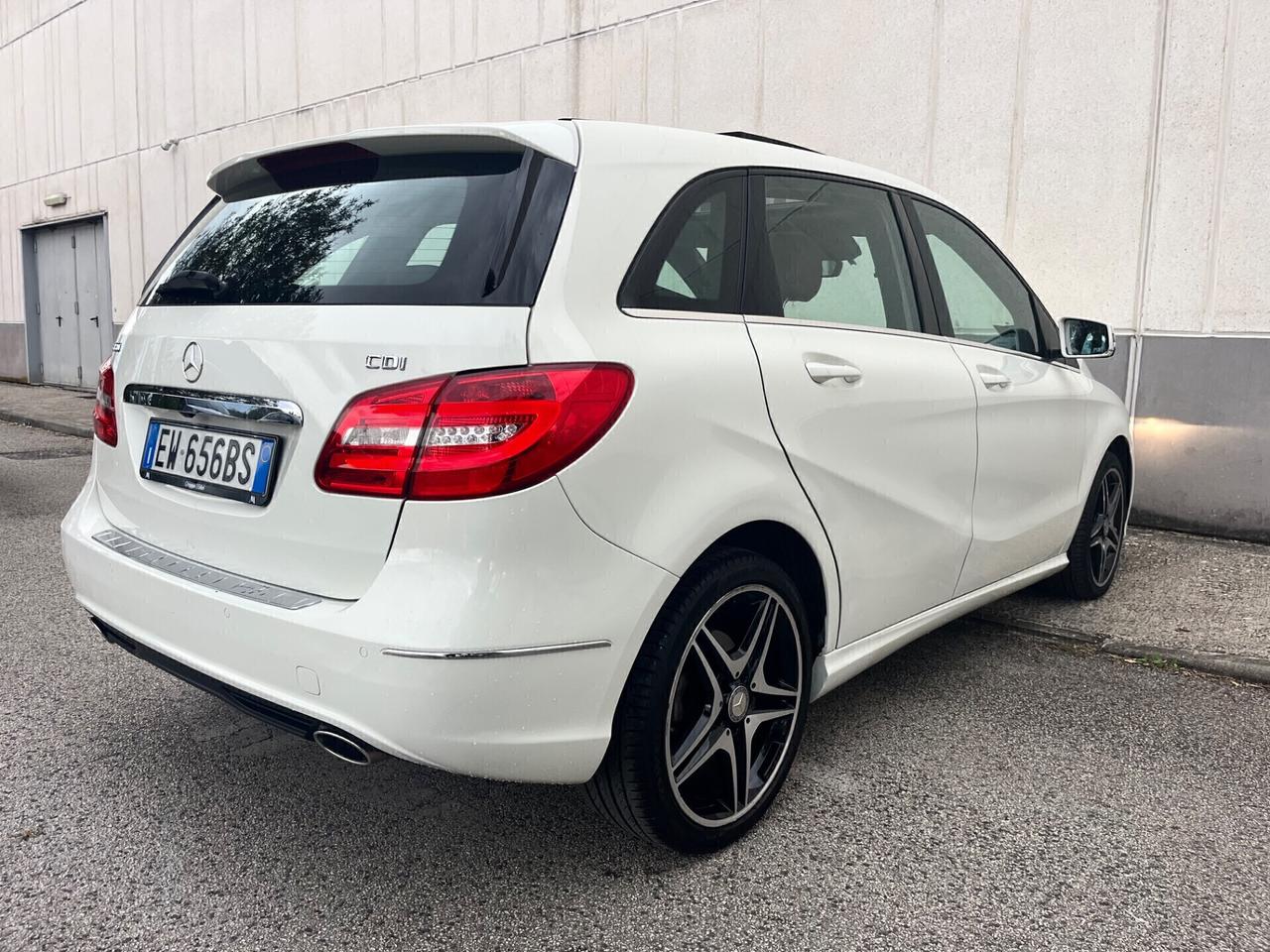 Mercedes-benz B Premium PLUS *TETTO*PELLE*NAVI*CERCHI18