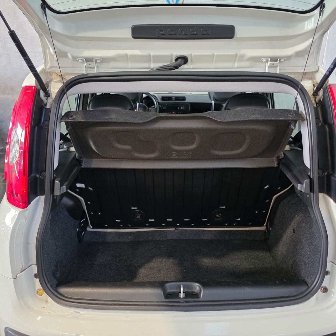 Fiat Panda 1.2 BENZINA NEOPATENTATI