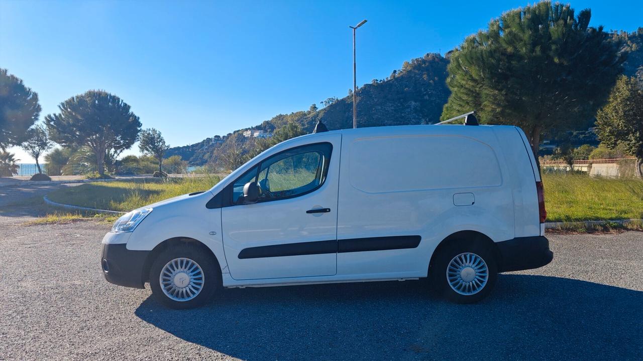 Citroen Berlingo 1.6 HDi 90 Van 3 posti Club L2