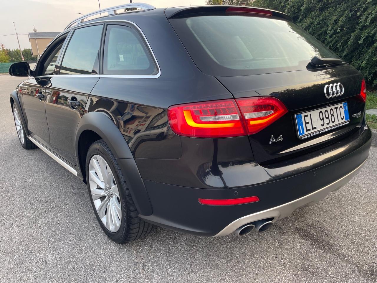 Audi A4 allroad 2.0 TDI 177 CV 2012 garanzia €.9500