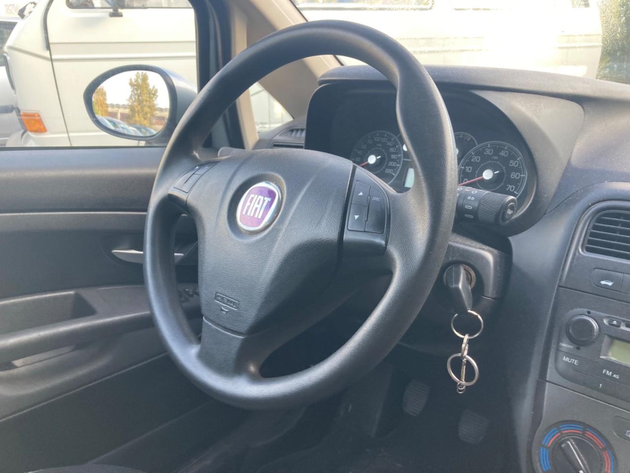 FIAT GRANDE PUNTO 1.3 MULTIJET (6 MARCE)
