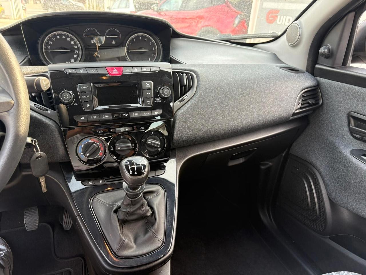 Lancia Ypsilon 1.2 69 CV 5 porte GPL