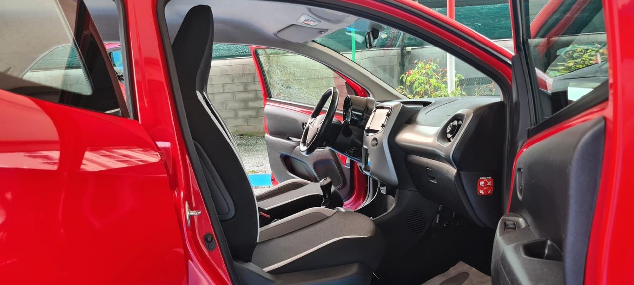 TOYOTA AYGO 1.0 BENZINA KM 76 MILA OK NEOPATENTATI